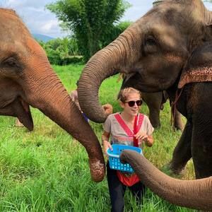 Meet your Posher, Olivia